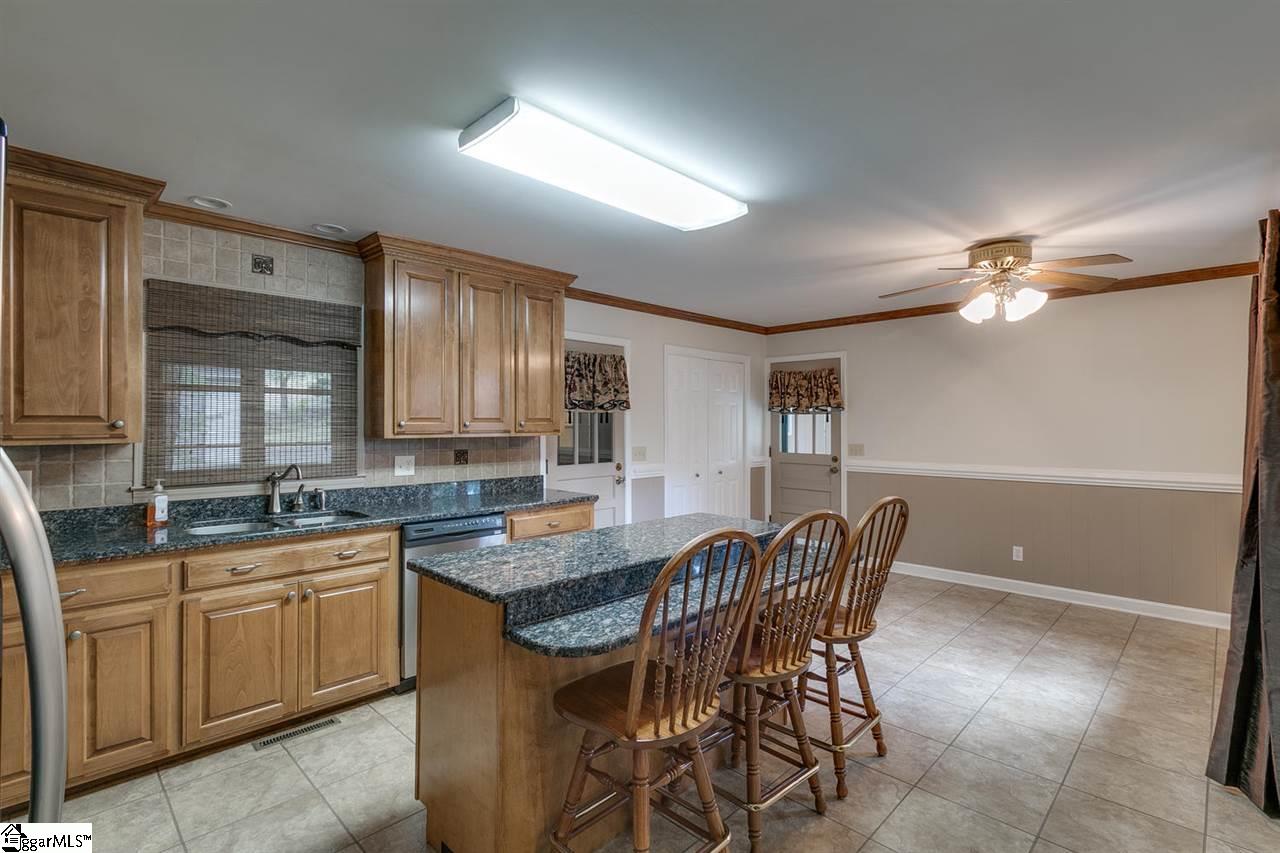 14020 South Radio Station Road Seneca, SC 29678 - Photo 2 of 34 Gallery Image 2