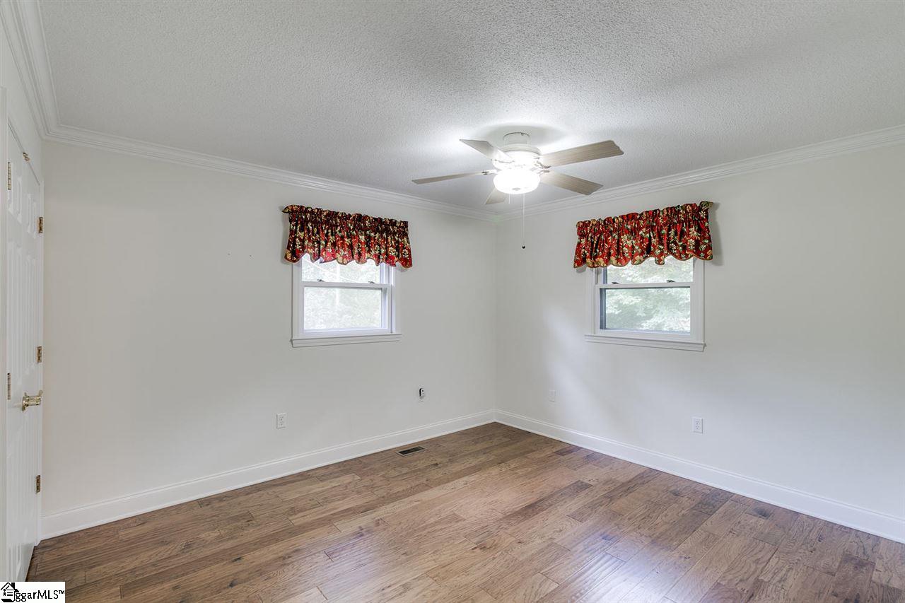 14020 South Radio Station Road Seneca, SC 29678 - Photo 17 of 34 Gallery Image 17
