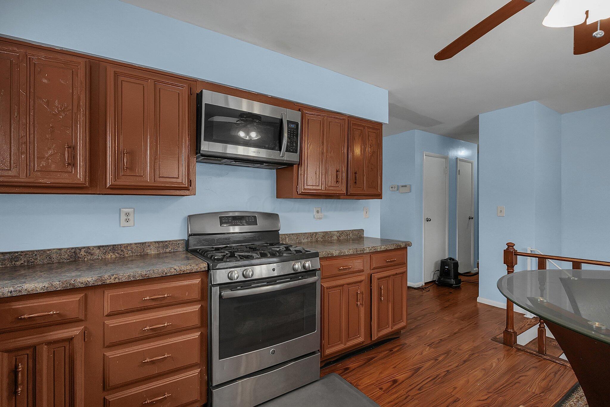 390 Lincolnshire Road Columbus, OH 43230 - Photo 10 of 32 10-web-or-mls-390-lincolnshire-rd