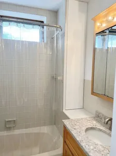 $2,000 | 23 Poplar Street, Unit 2, Jersey City, NJ 07307