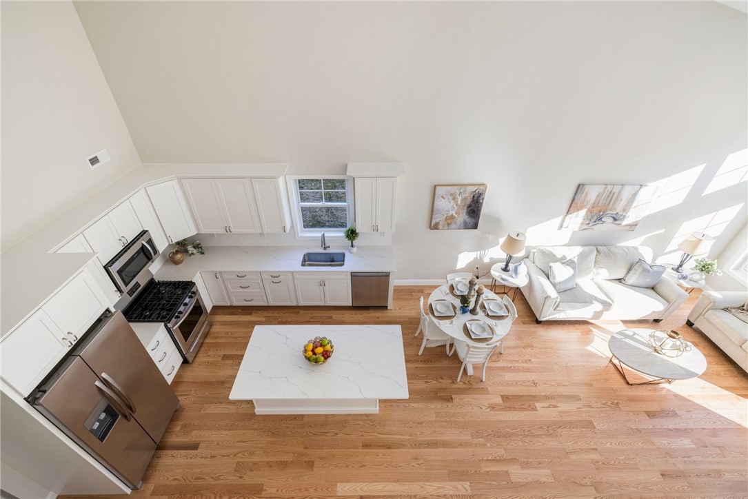 46 Overlook Lane Glocester, RI 02814 - Photo 13 of 37