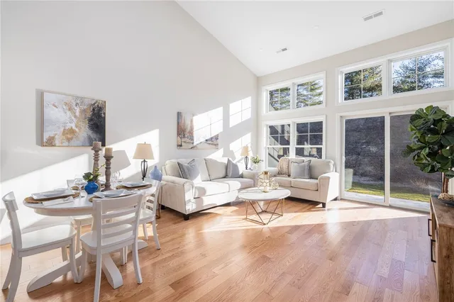 $510,000 | 46 Overlook Lane, Glocester, RI 02814