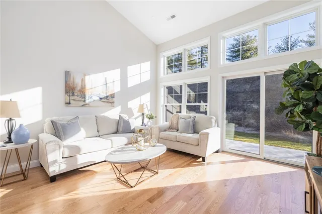 $510,000 | 46 Overlook Lane, Glocester, RI 02814