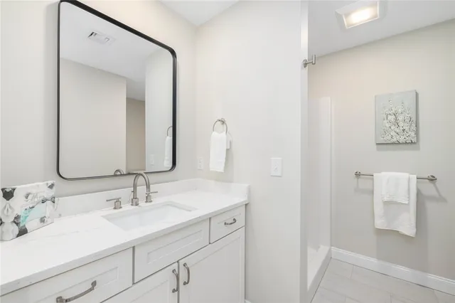 $510,000 | 46 Overlook Lane, Glocester, RI 02814