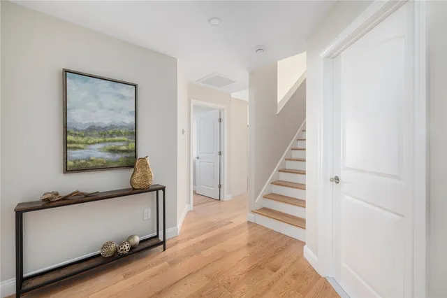 $510,000 | 46 Overlook Lane, Glocester, RI 02814