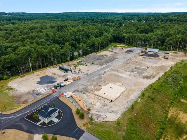 $510,000 | 46 Overlook Lane, Glocester, RI 02814