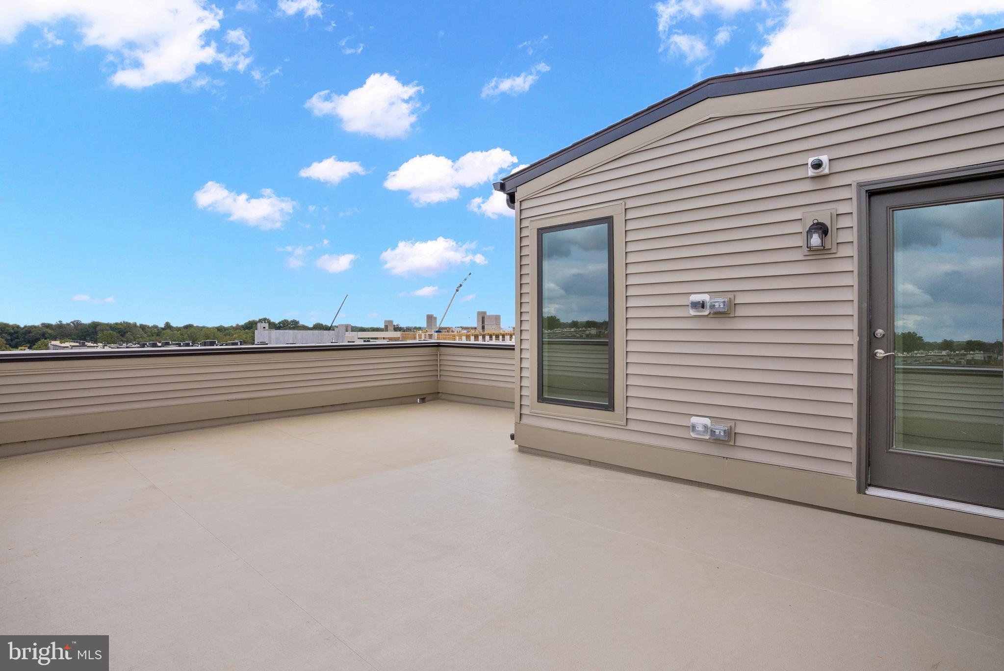 6705 Belcrest Road Hyattsville, MD 20782 - Photo 23 of 32 a view of a terrace