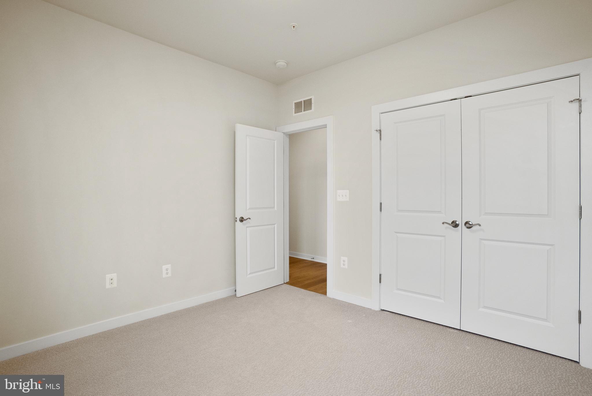 6705 Belcrest Road Hyattsville, MD 20782 - Photo 8 of 32 a view of an empty room