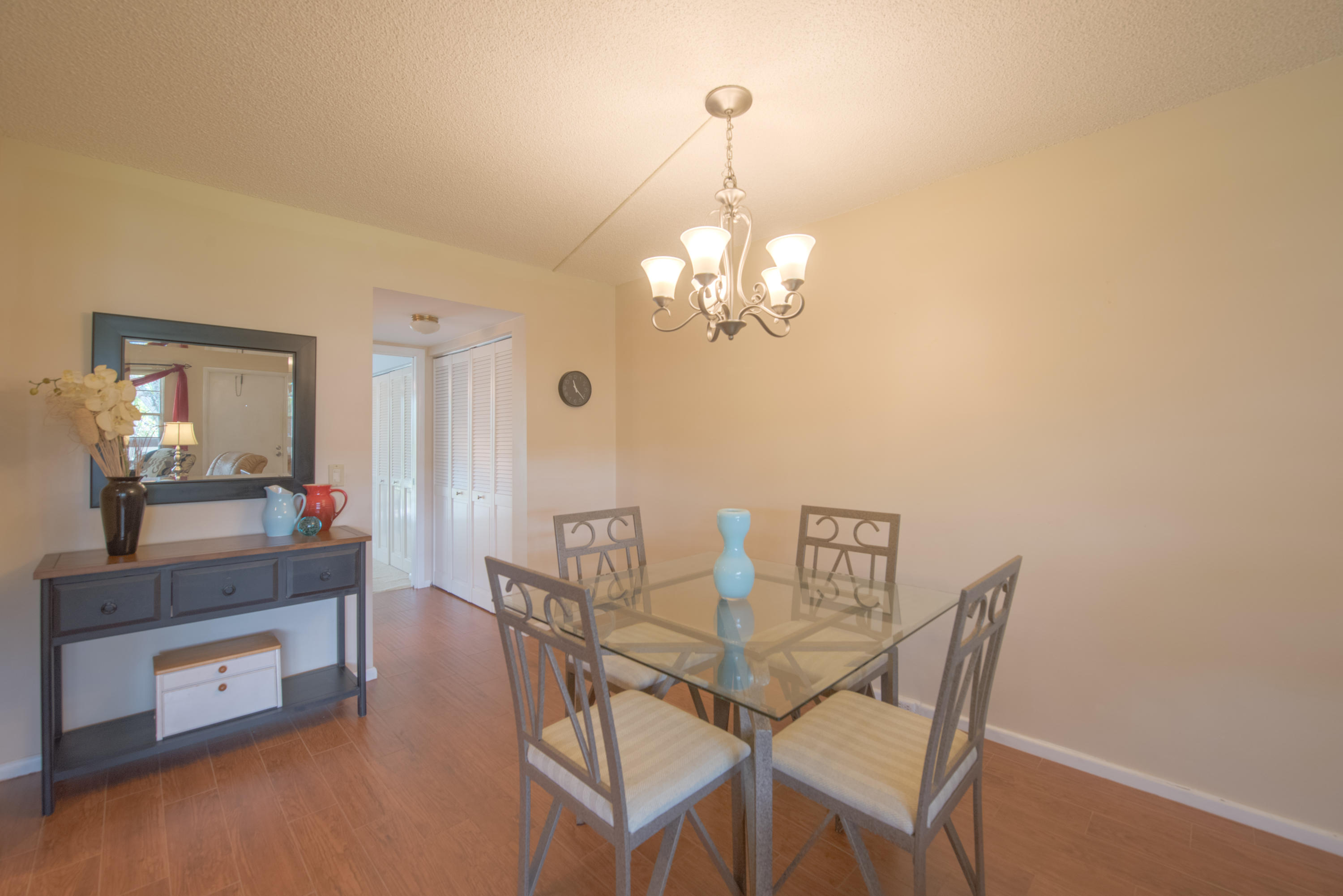 230 Suffolk F Boca Raton, FL 33434 - Photo 11 of 32 Dining Room