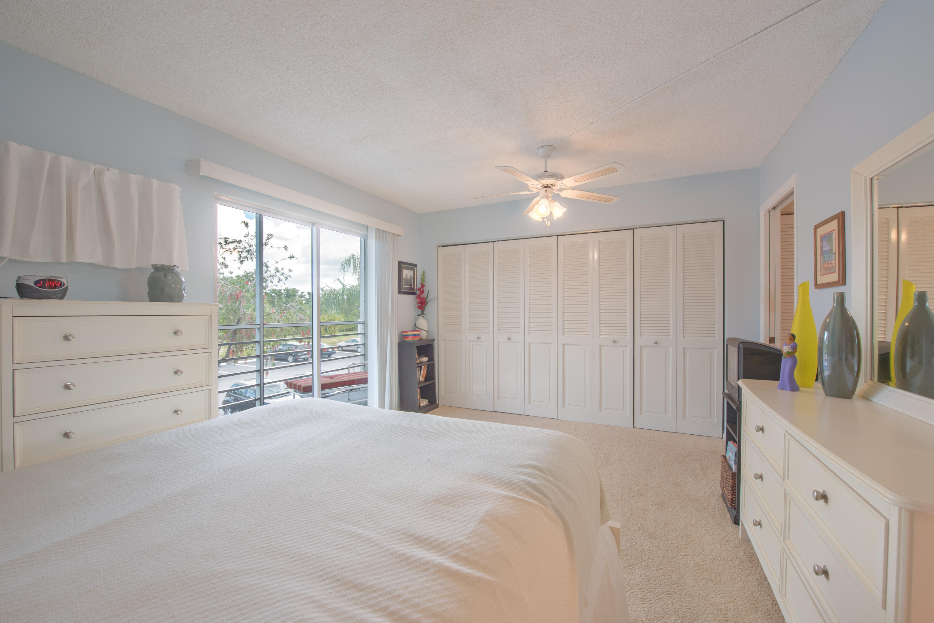 230 Suffolk F Boca Raton, FL 33434 - Photo 18 of 32 Bedroom 3