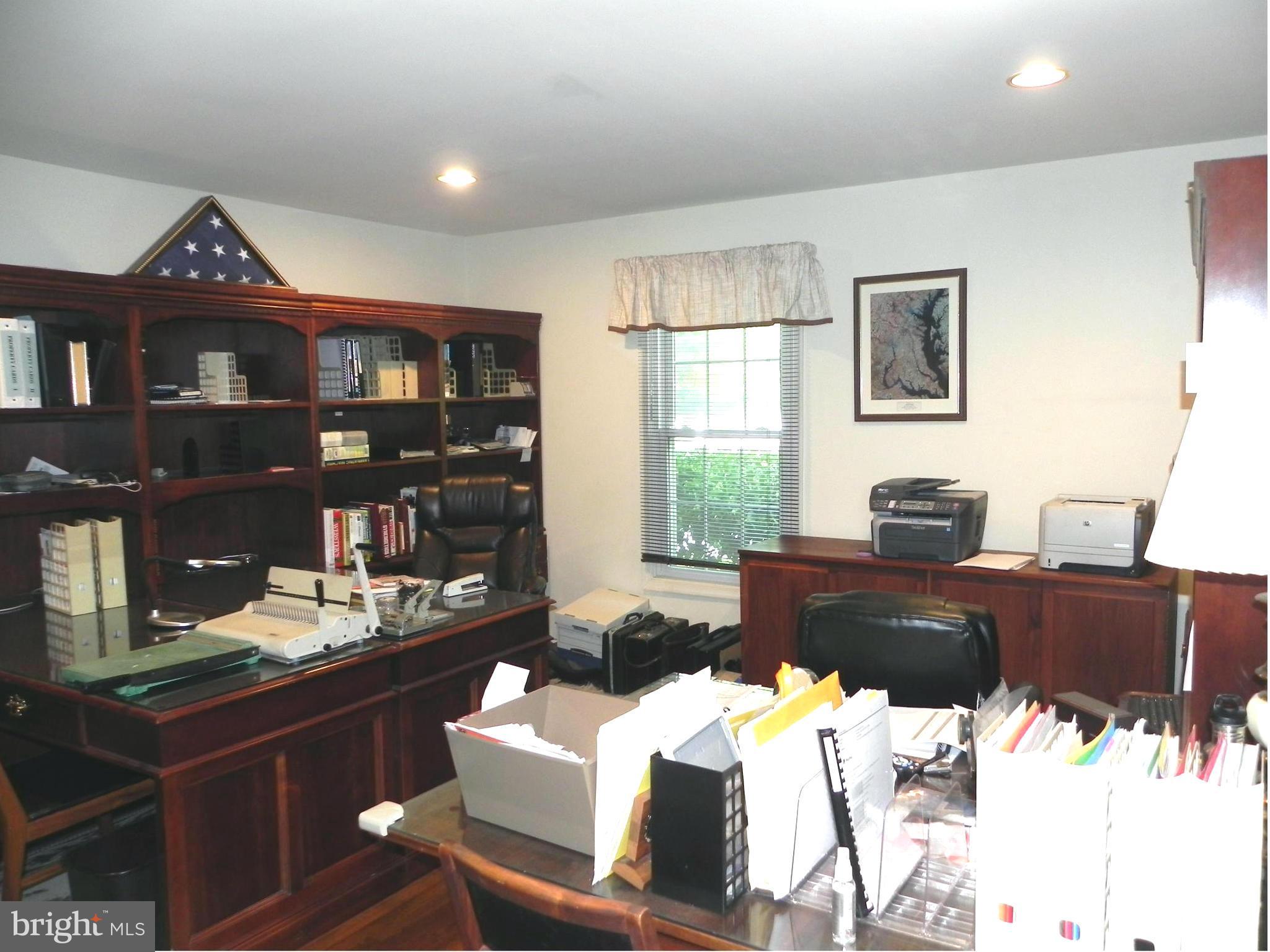 9565 Persimmon Tree Road Rockville, MD 20854 - Photo 27 of 30 Interior (General)