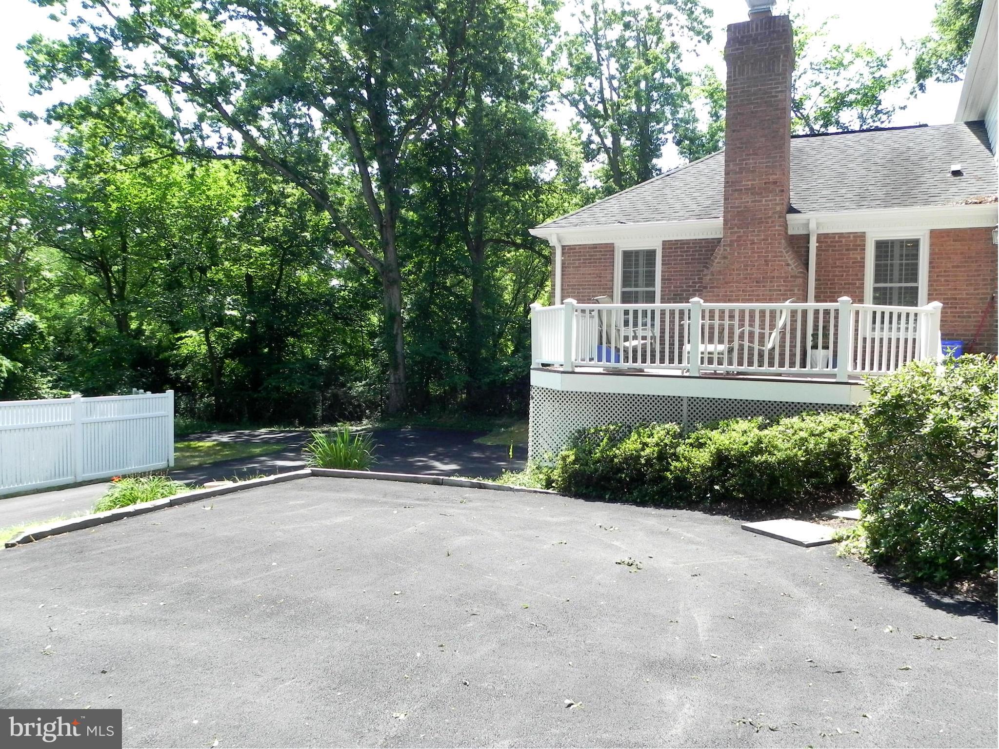 9565 Persimmon Tree Road Rockville, MD 20854 - Photo 30 of 30 Exterior (General)