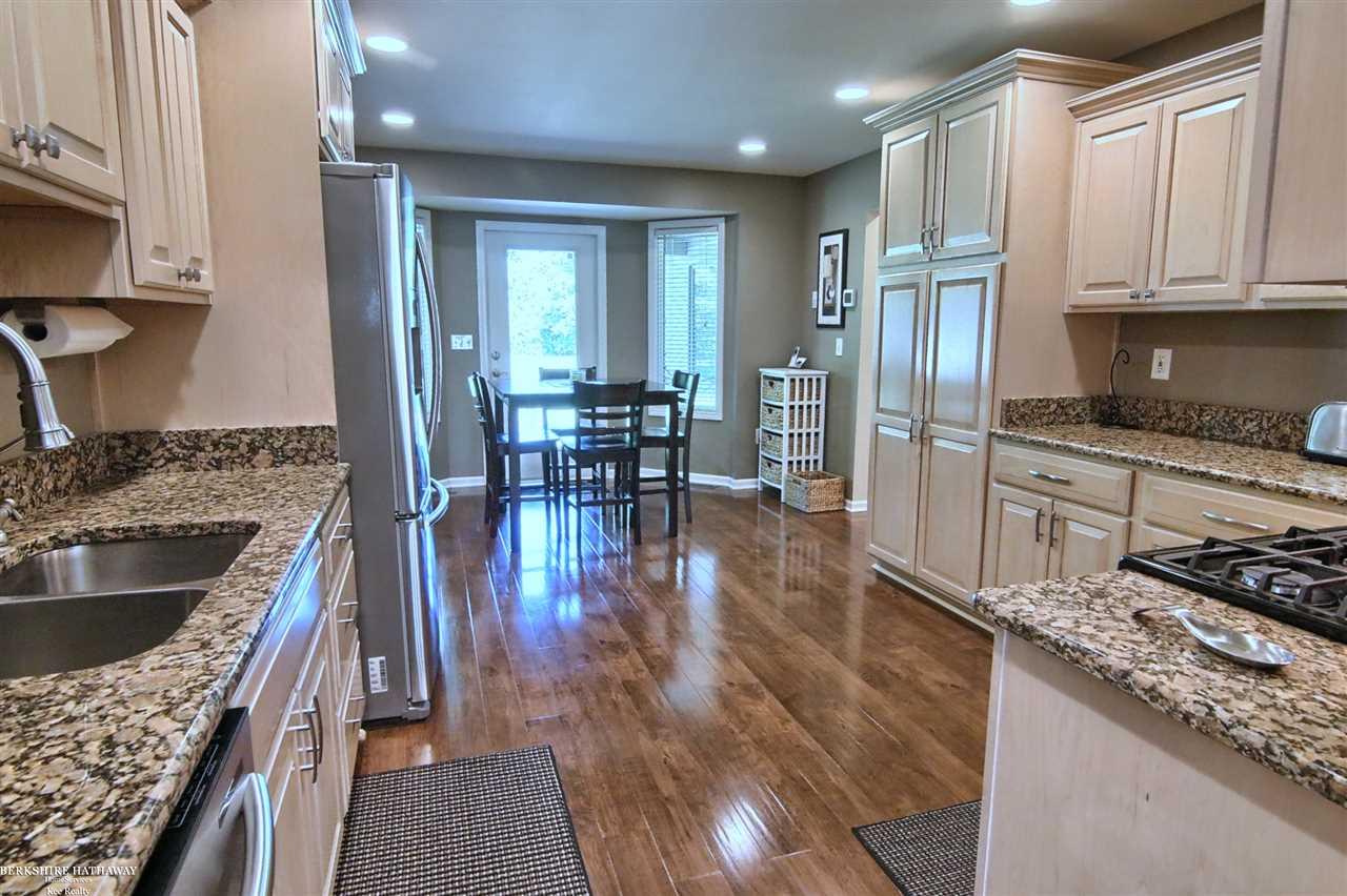 692 Stoddard Road Richmond, MI 48062 - Photo 6 of 31 Gallery Image 6