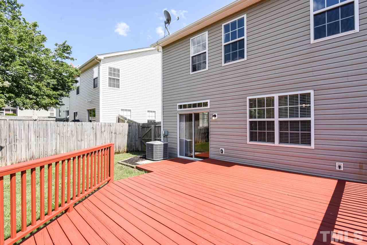 109 Depot Ridge Road Garner, NC 27529 - Photo 3 of 30 Gallery Image 3
