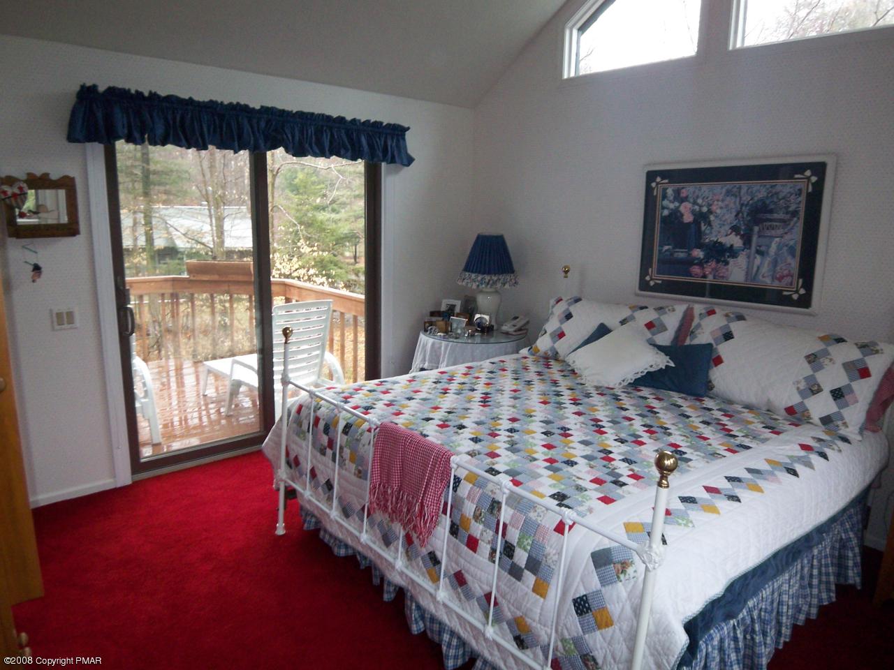 14 Evergreen Road Pocono Pines, PA 18350 - Photo 8 of 24 MASTER BEDROOM