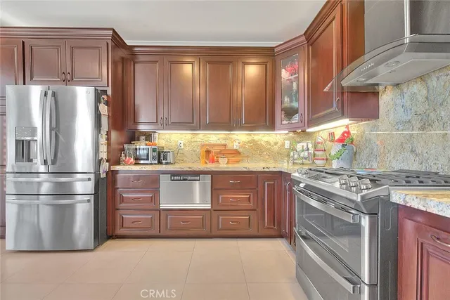 $875,000 | 27641 Atlas Lane, Canyon Country, CA 91351