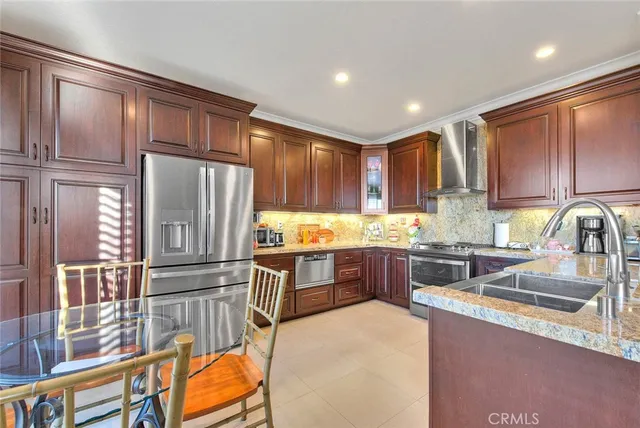 $875,000 | 27641 Atlas Lane, Canyon Country, CA 91351