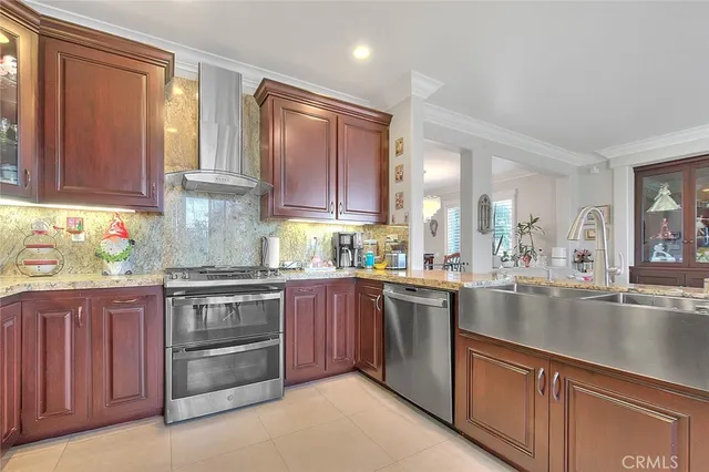 $875,000 | 27641 Atlas Lane, Canyon Country, CA 91351