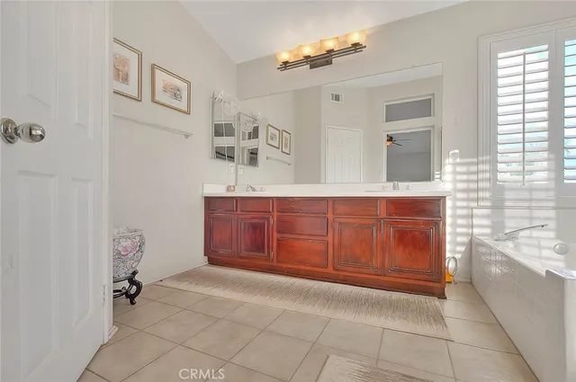 $875,000 | 27641 Atlas Lane, Canyon Country, CA 91351