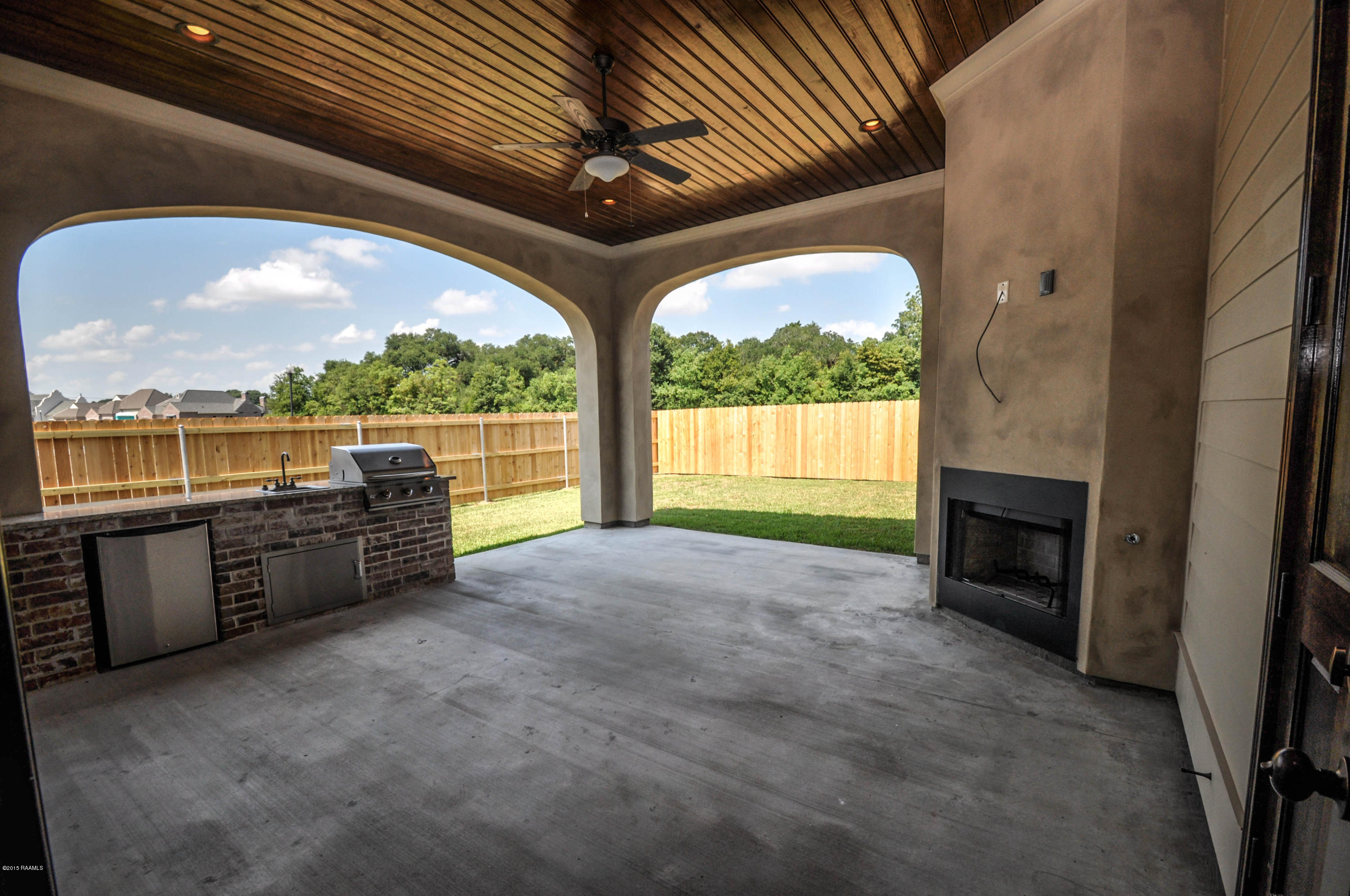 401 Habitat Ridge Broussard, LA 70518 - Photo 26 of 28 Covered Patio