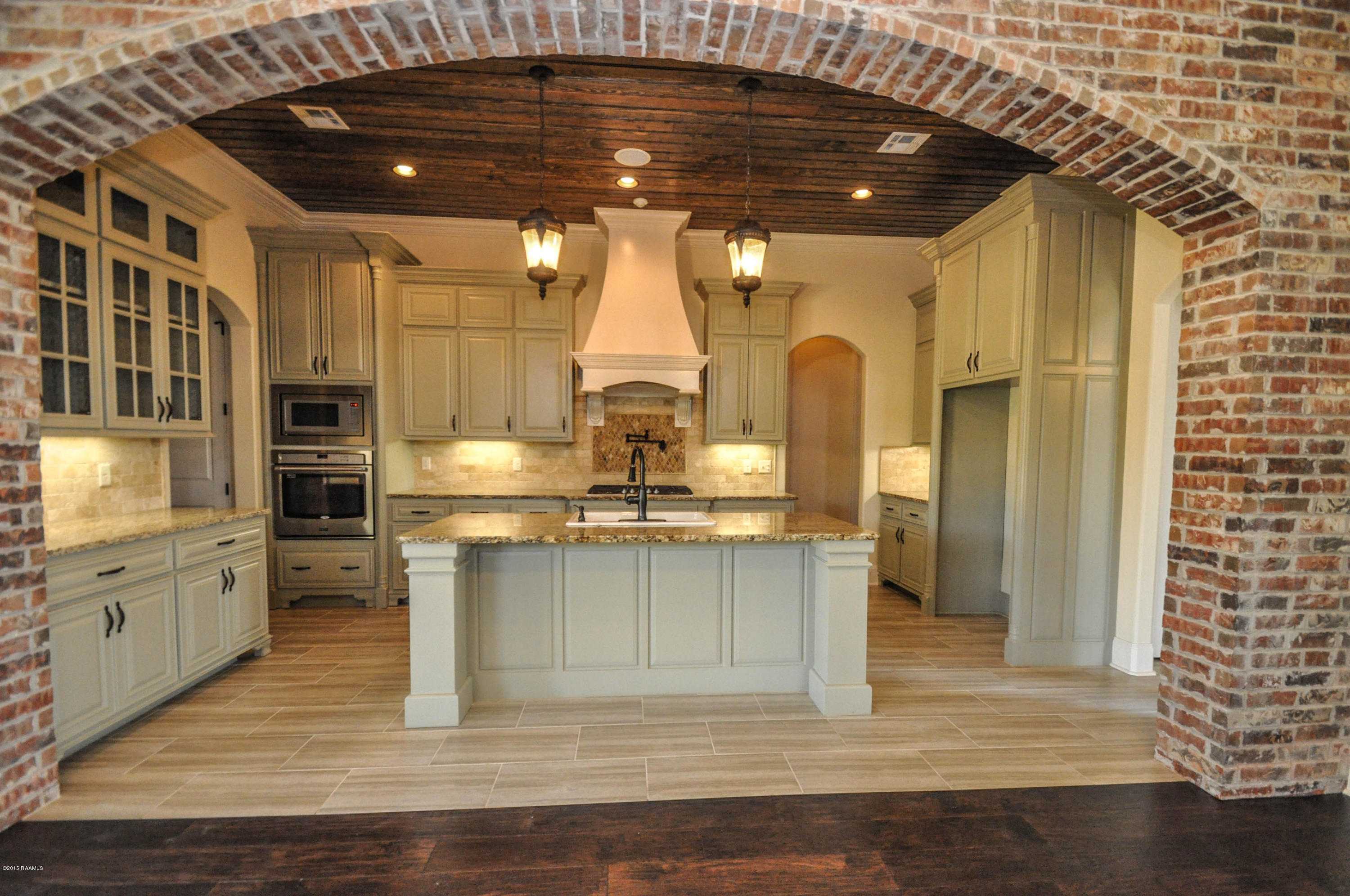 401 Habitat Ridge Broussard, LA 70518 - Photo 6 of 28 Kitchen