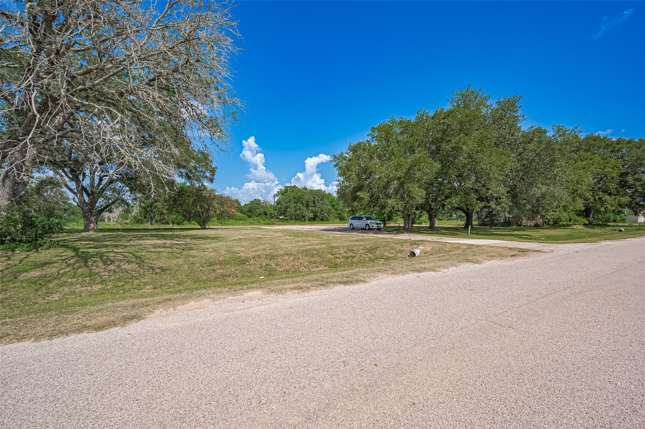210 5th Street Hempstead, TX 77445 - Photo 2 of 36 a view of a house with a yard
