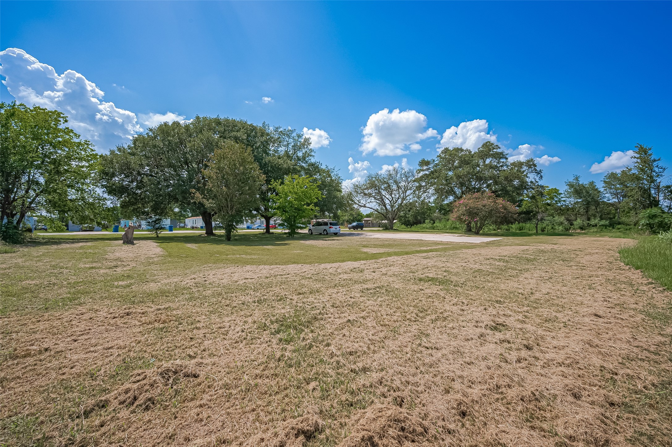 210 5th Street Hempstead, TX 77445 - Photo 6 of 36 a view of a green field