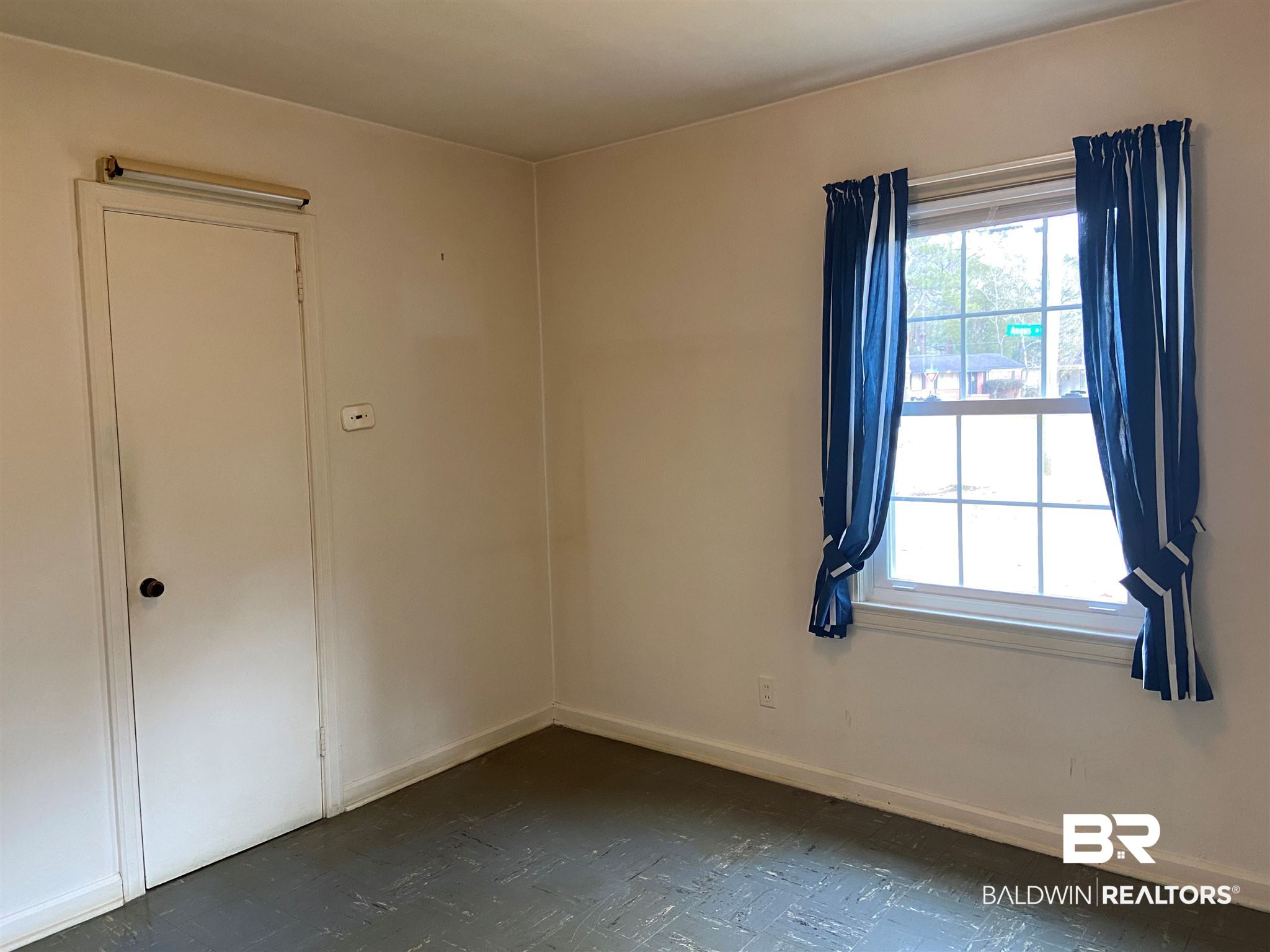 3151 Angus Drive South Mobile, AL 36606 - Photo 11 of 15