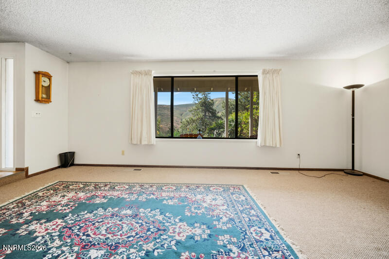 20447 Temelec Way Reno, NV 89521 - Photo 7 of 55 20447 Temelec Way (15 of 66)