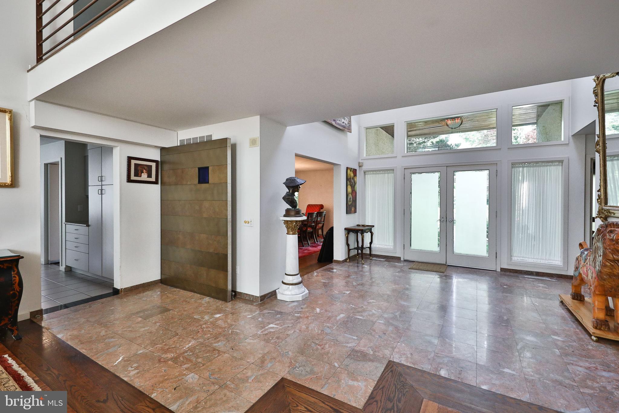 914 Morgan Road Rydal, PA 19046 - Photo 25 of 57 Gracious front entry