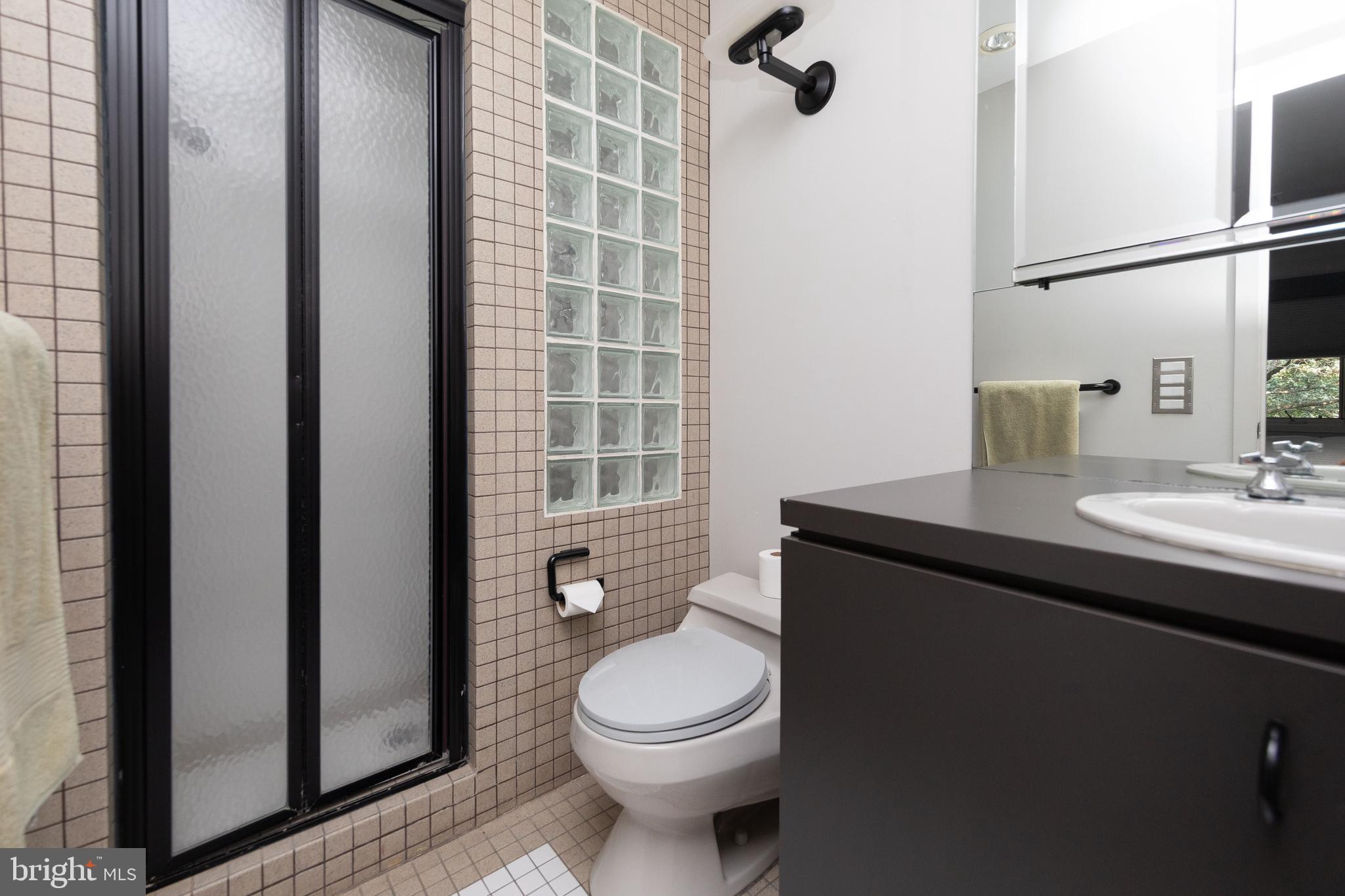 914 Morgan Road Rydal, PA 19046 - Photo 52 of 57 and it's own bath