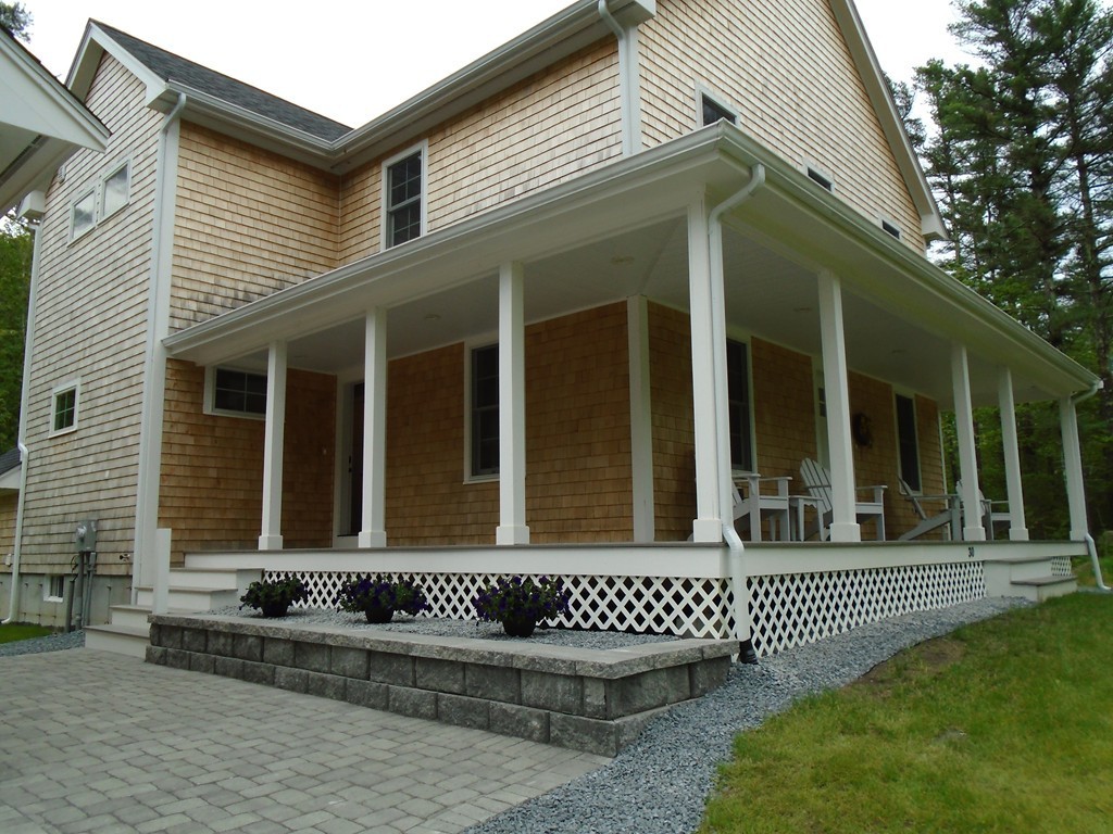 30 East Howland Road Freetown, MA 02717 - Photo 3 of 28 Gallery Image 3
