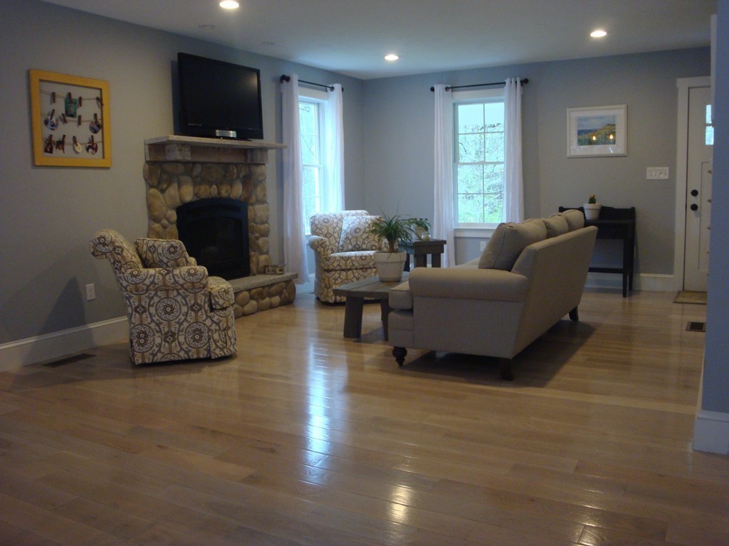 30 East Howland Road Freetown, MA 02717 - Photo 8 of 28 Gallery Image 8