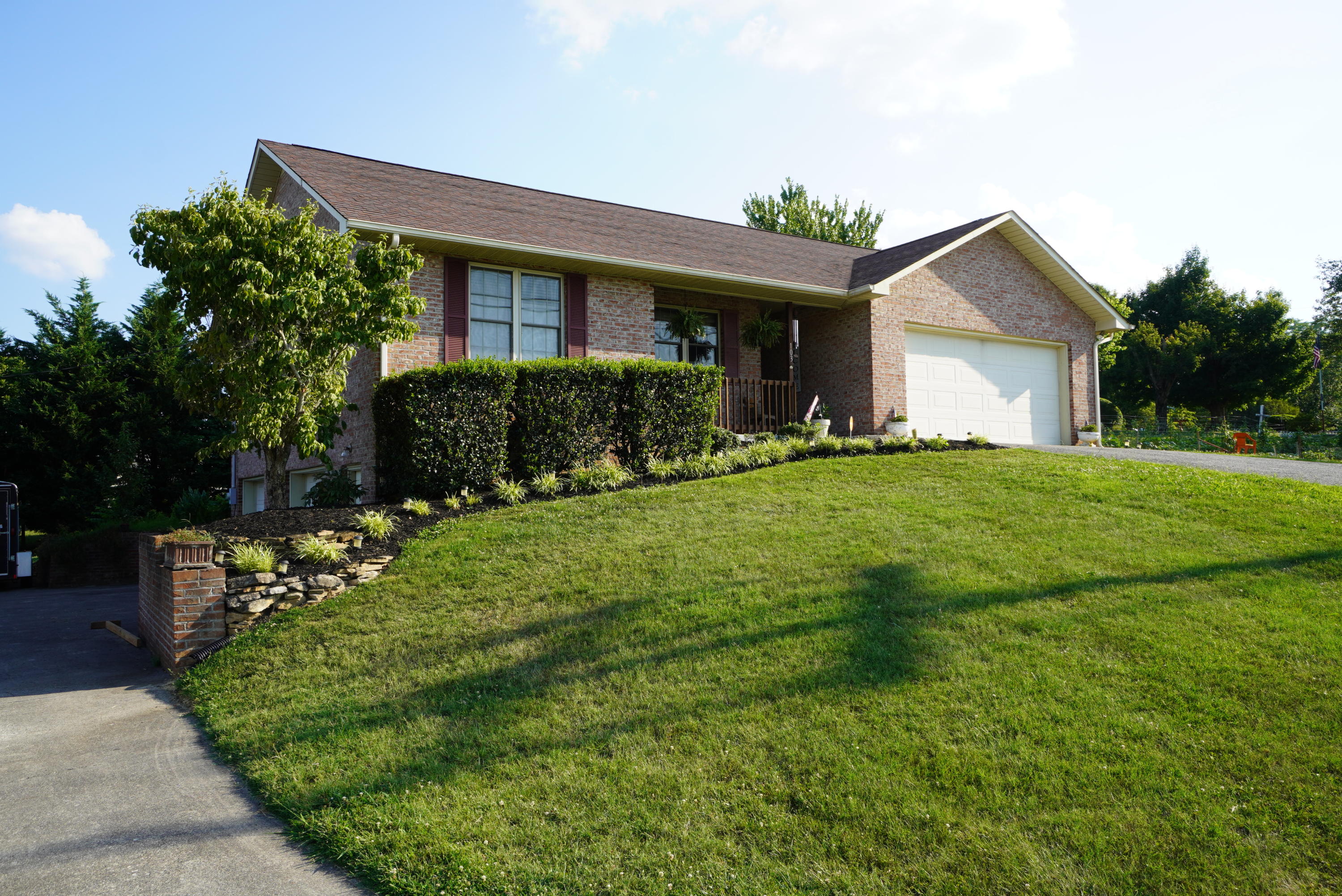 103 Crooke Road Jefferson City, TN 37760 - Photo 1 of 37 primary front