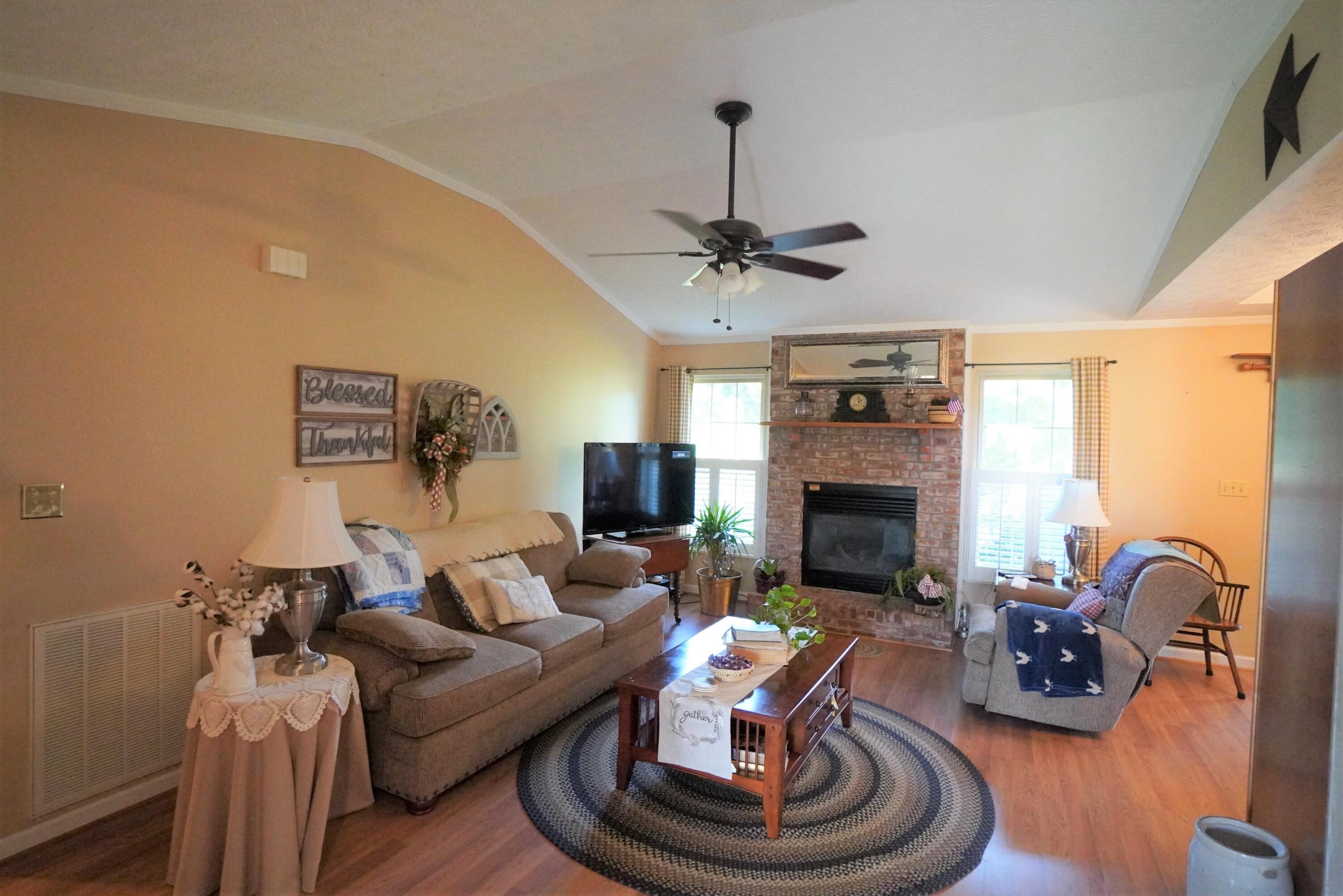 103 Crooke Road Jefferson City, TN 37760 - Photo 2 of 37 crooke rd (33)