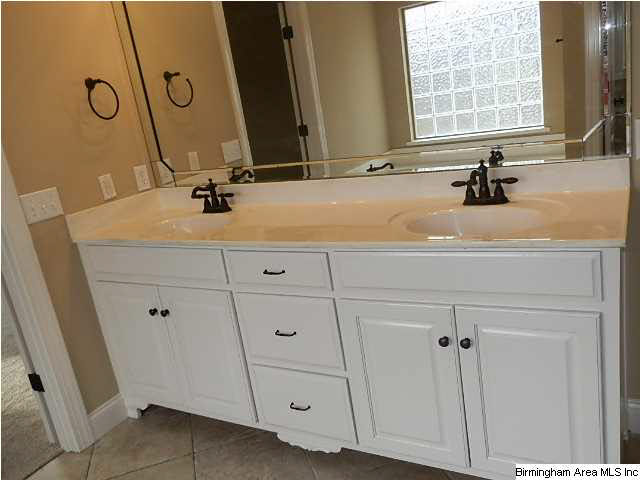 6215 Canterbury Road Pinson, AL 35126 - Photo 16 of 29
