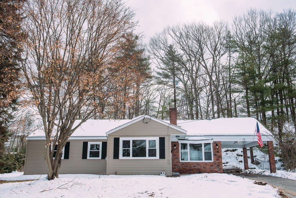 19 Harriman Road Hudson, MA 01749 - Photo 1 of 14 Gallery Image 1
