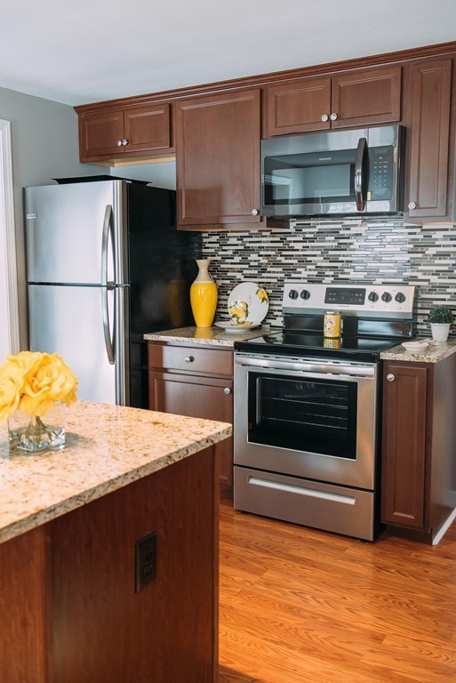 19 Harriman Road Hudson, MA 01749 - Photo 4 of 14 Gallery Image 4
