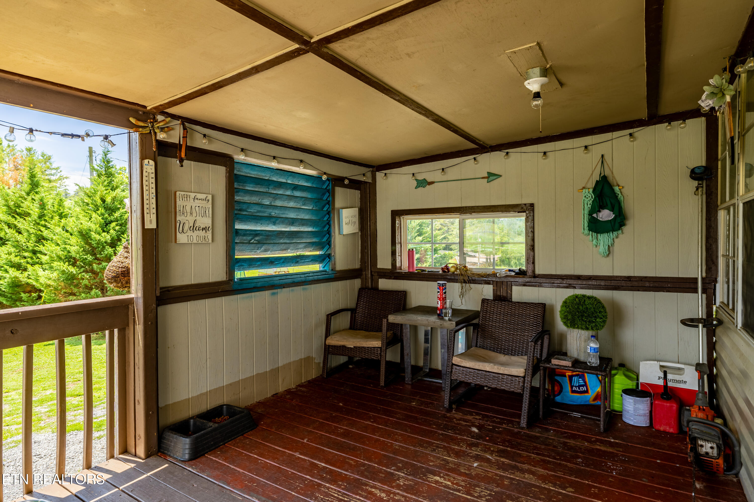 340 Stephens Road Greenback, TN 37742 - Photo 4 of 21 Front Porch