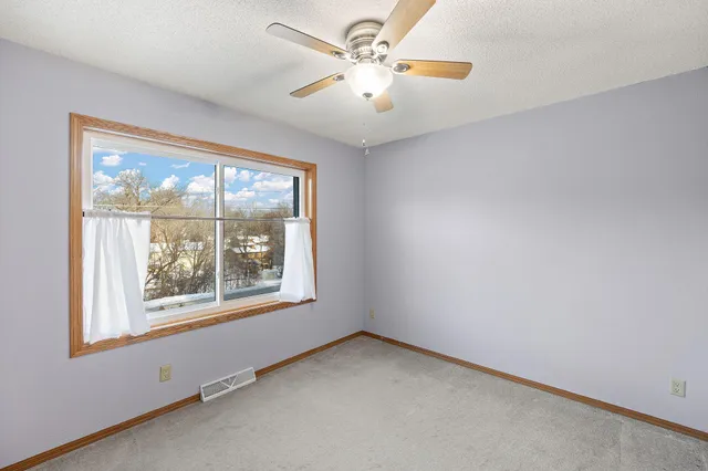 $325,000 | 402 25th Street Southwest, Rochester, MN 55902