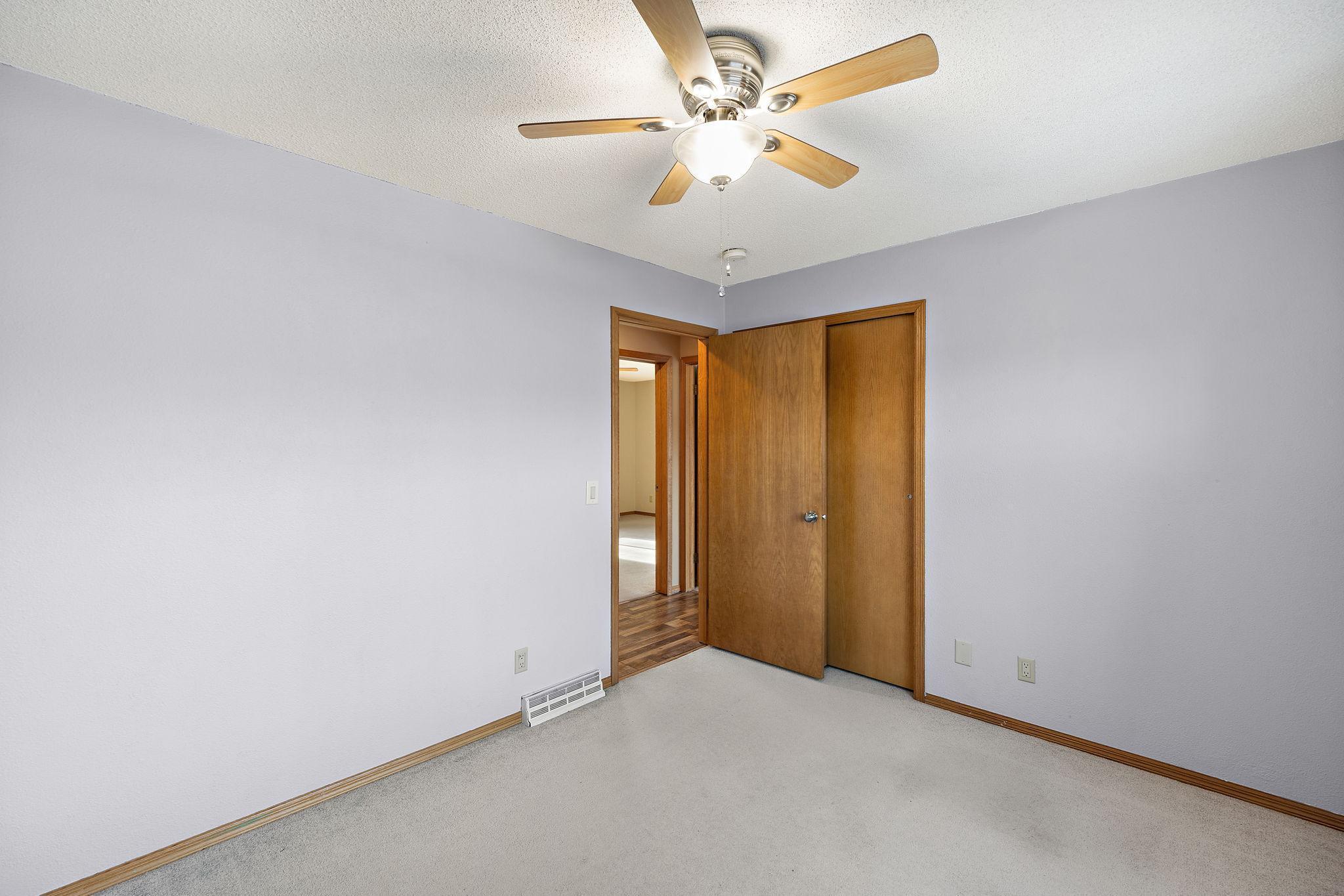 402 25th Street Southwest Rochester, MN 55902 - Photo 17 of 36