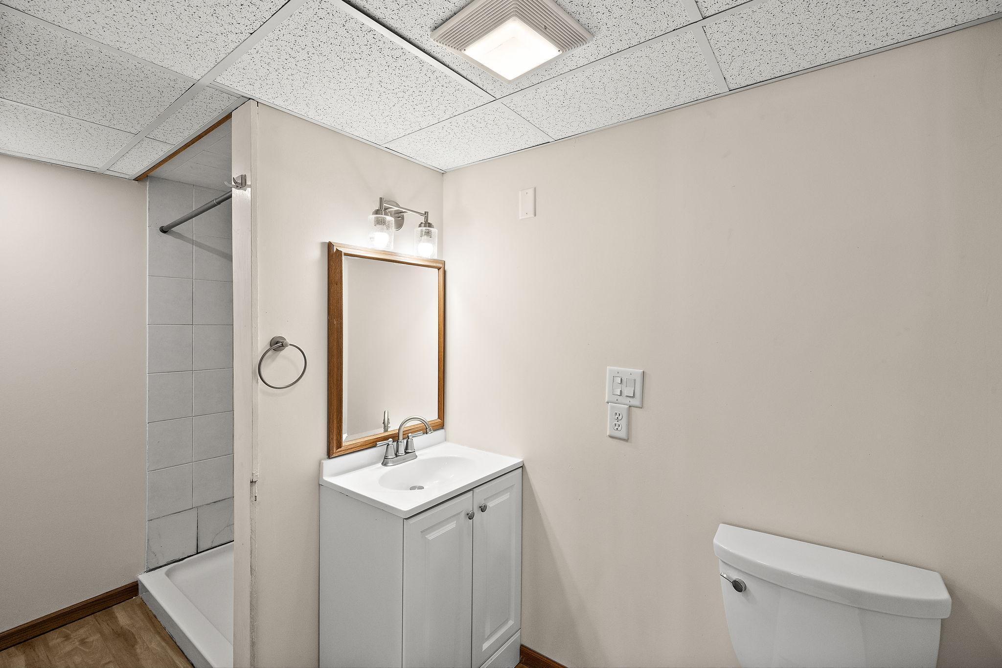 402 25th Street Southwest Rochester, MN 55902 - Photo 25 of 36