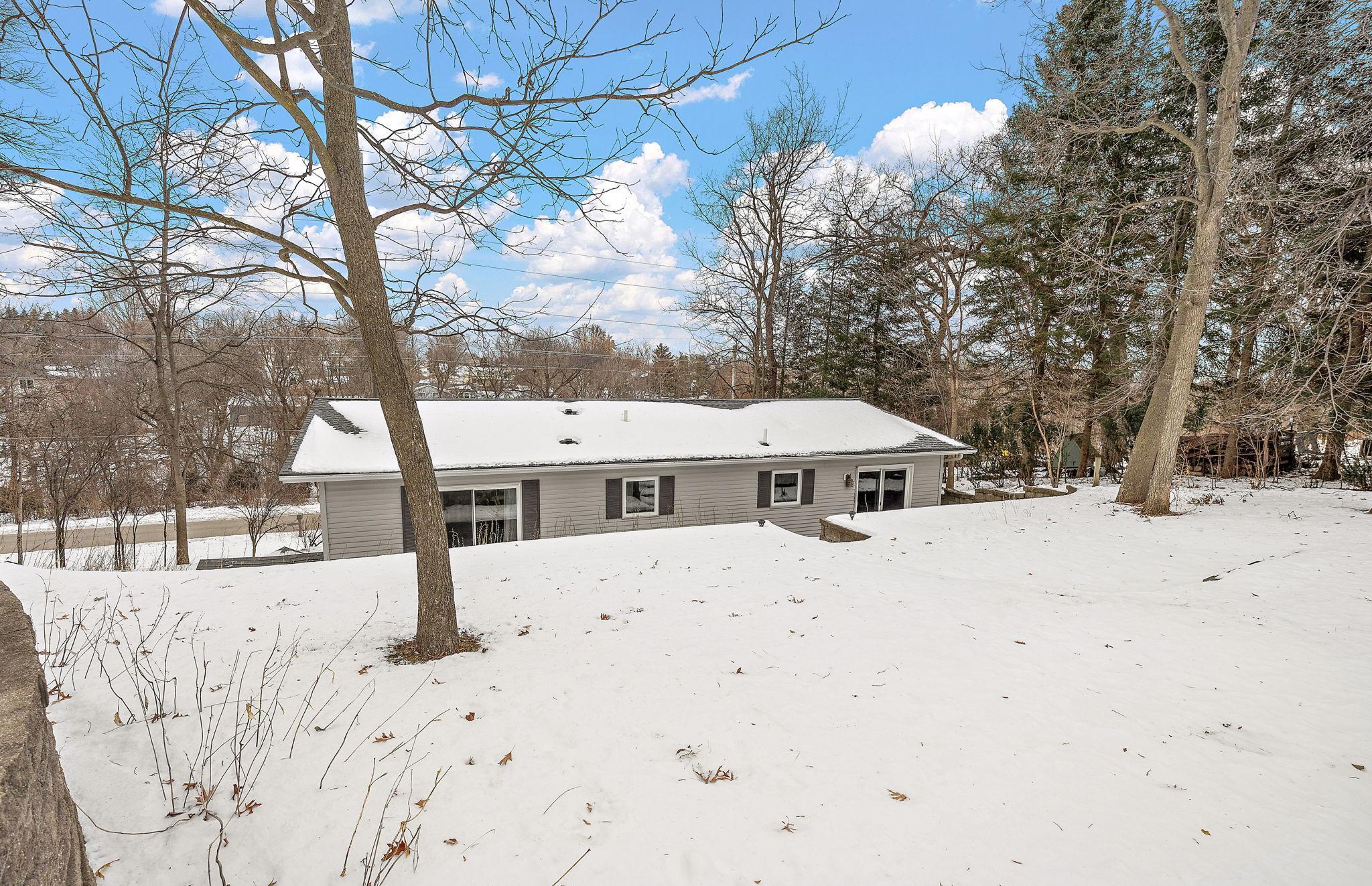 402 25th Street Southwest Rochester, MN 55902 - Photo 28 of 36