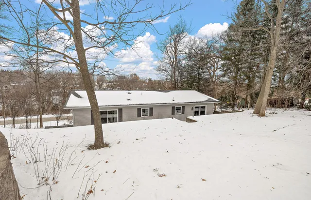 $325,000 | 402 25th Street Southwest, Rochester, MN 55902