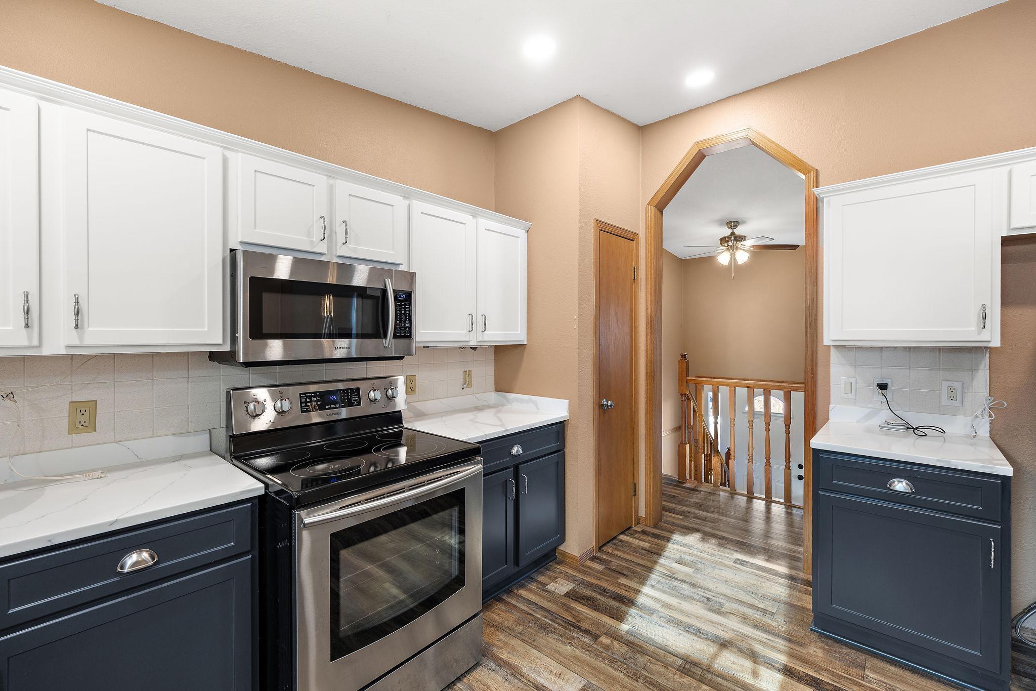 402 25th Street Southwest Rochester, MN 55902 - Photo 6 of 36