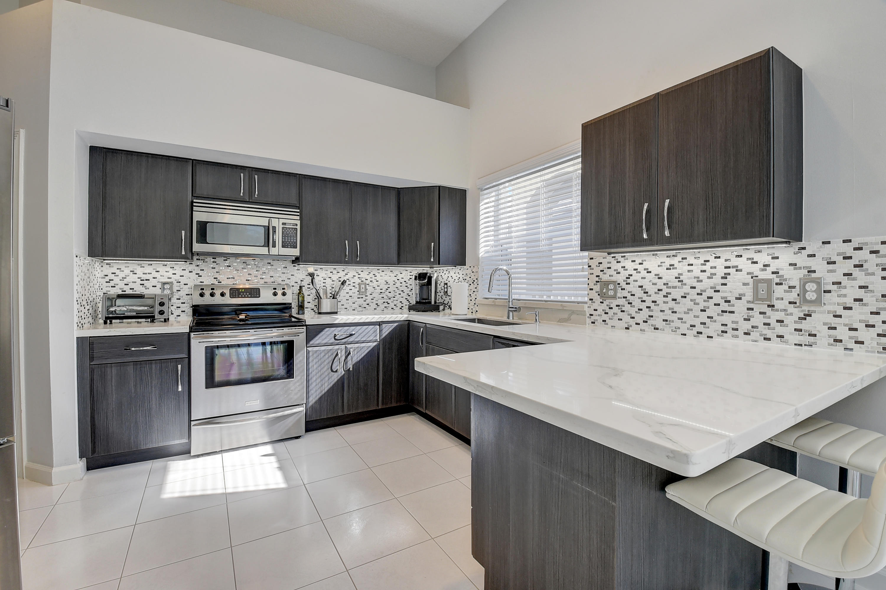 5810 Northwest 42nd Terrace Boca Raton, FL 33496 - Photo 17 of 50 15_virtuals1 (15)