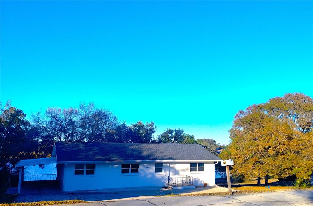 417 East Main Street Dundee, FL 33838 - Photo 2 of 24 a view of residential houses with outdoor space