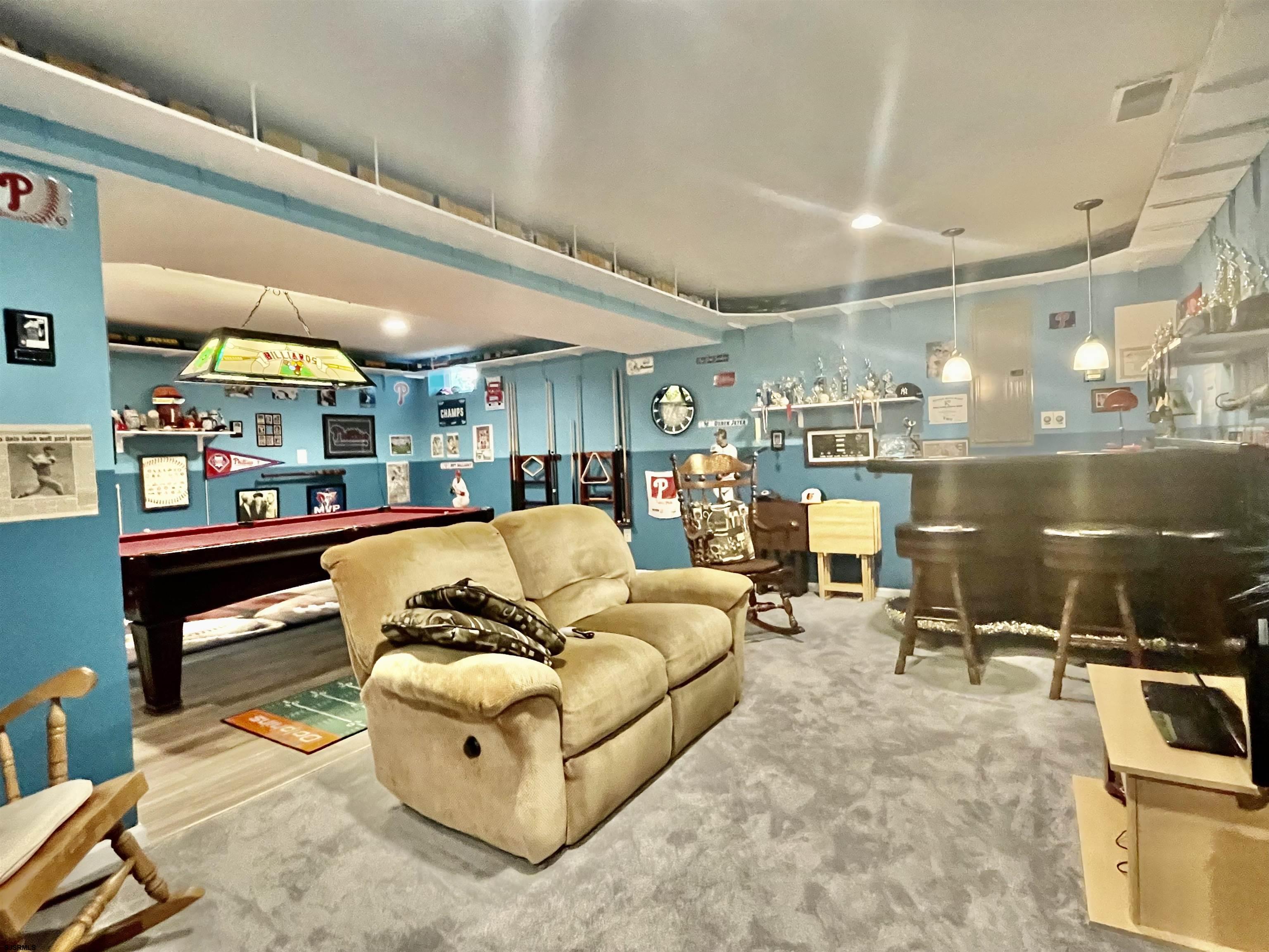 30 Cottage Road Egg Harbor Township, NJ 08234 - Photo 17 of 22 a living room with furniture a rug and kitchen view