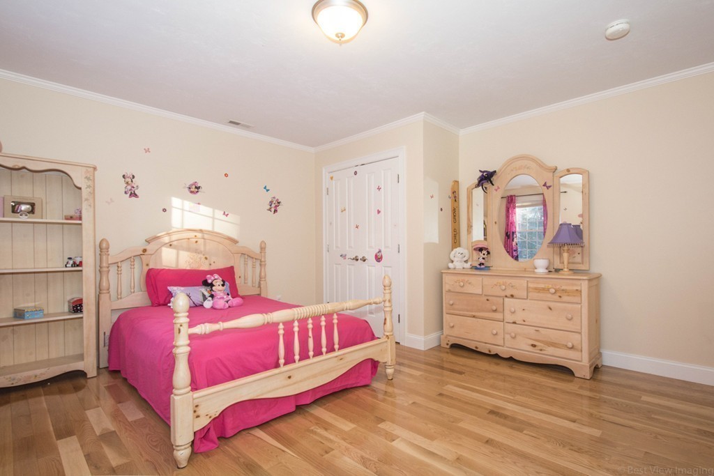 32 Maynard Road Sudbury, MA 01776 - Photo 15 of 26