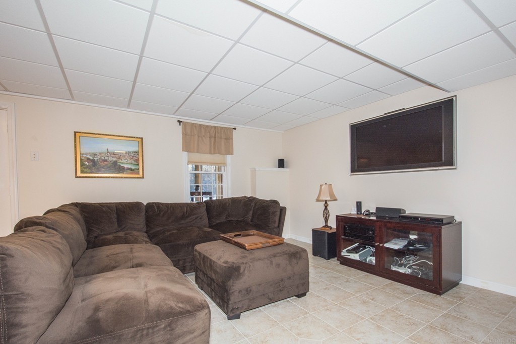 32 Maynard Road Sudbury, MA 01776 - Photo 19 of 26
